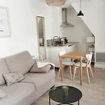 Stylish Nest: Studio Tout Confort Au Coeur De Pau